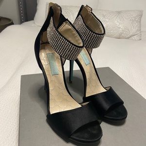 Betsey Johnson Black Heels